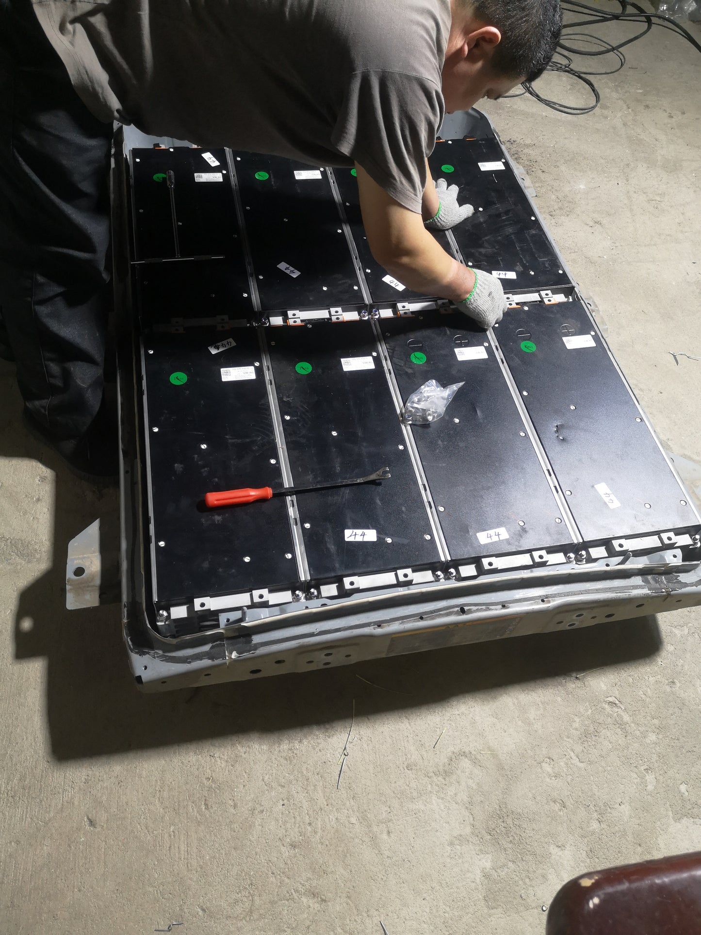 Tesla Battery LFP 56KWH Modules Original for VW Beetle, Kombi, Land Rover and Land Cruiser Tax Free with Shipping